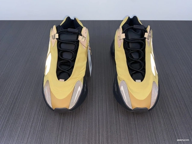 700 MNVN Flux' Boost 'Honey GZ0717 Yeezy 1206